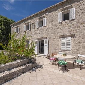 4 bedroom villa with pool in Lapad, Dubrovnik, sleeps 8